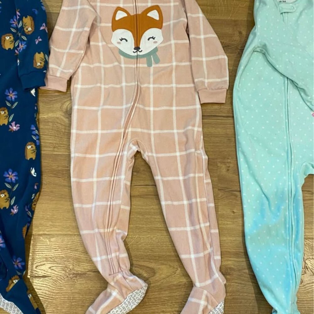 Onesie - Soft, Warm & Cozy for Baby - Toddler Carters Fleece bodysuit lot - Picture 3 of 9
